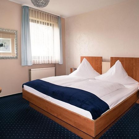 Hotel Garni Haus Schoenberger Heiligenhaus Dış mekan fotoğraf